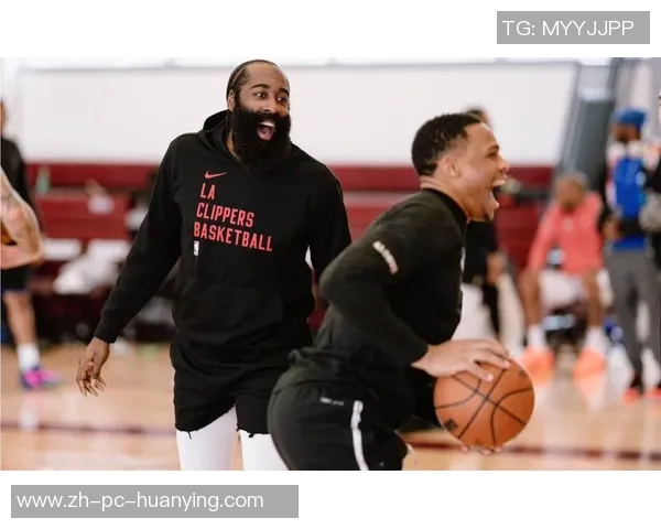 快船与活塞激战正酣球迷期待精彩对决与惊喜表现